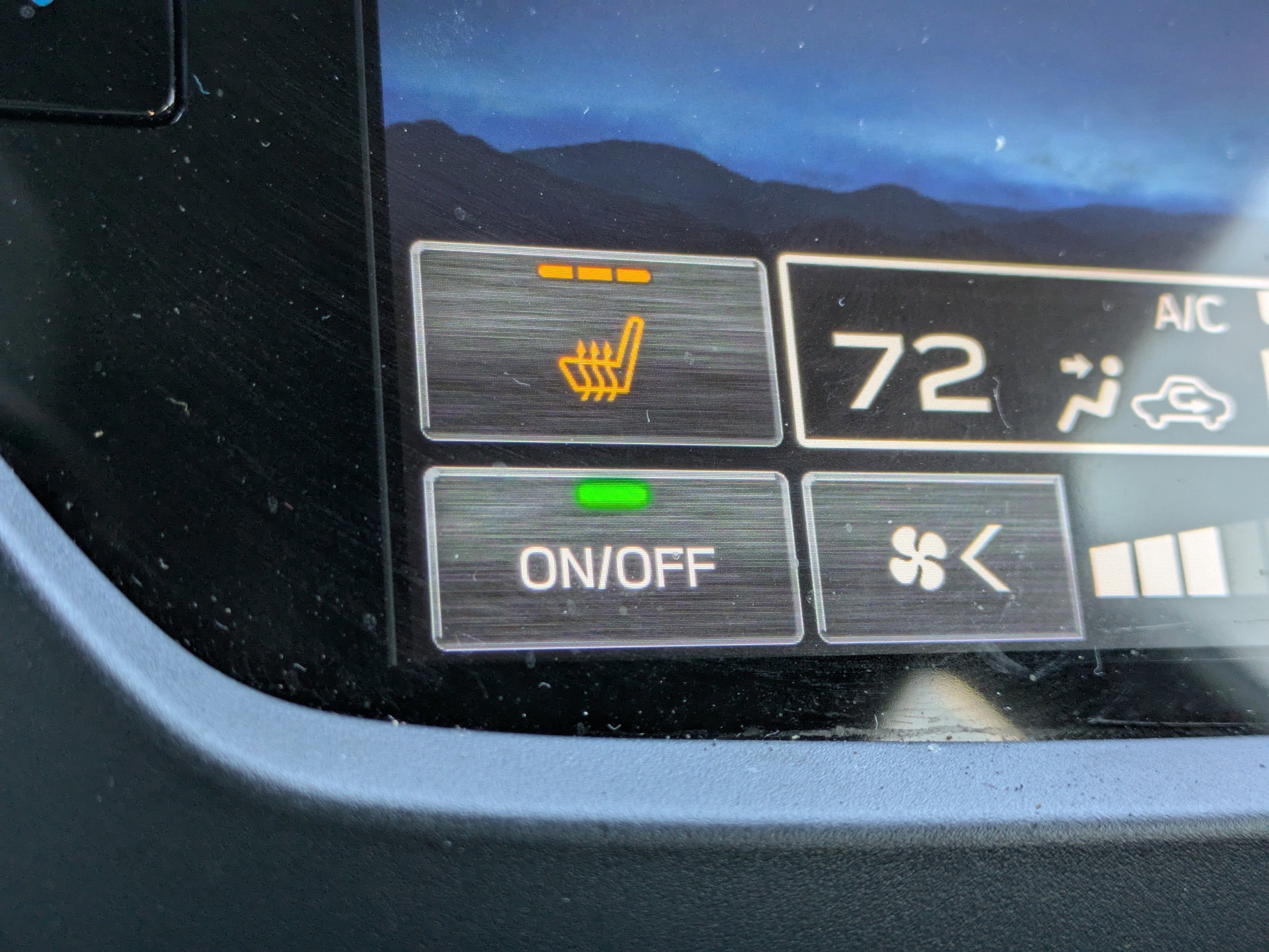 Used 2025 Subaru Forester Limited image 31