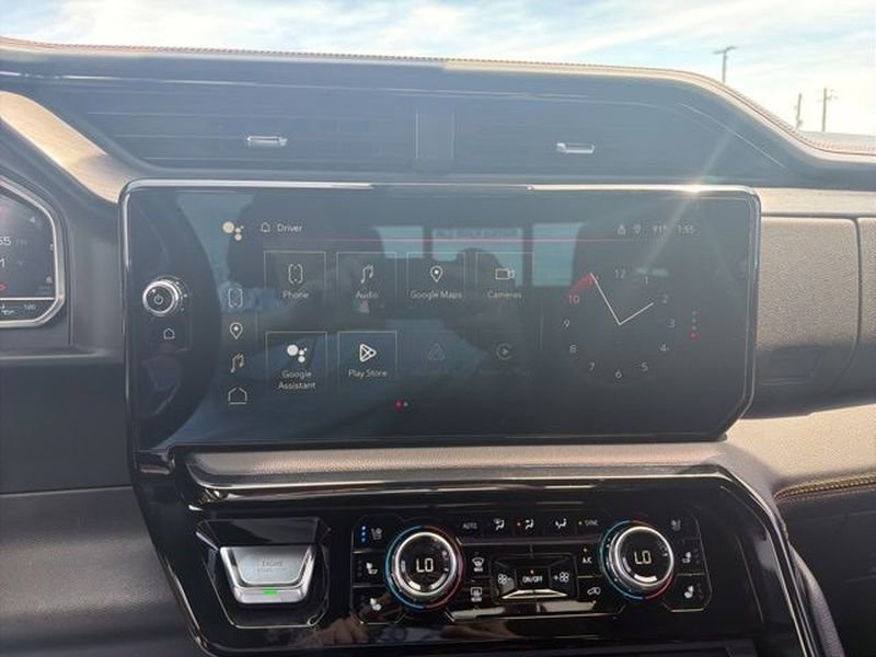 Used 2022 GMC Sierra 1500 AT4 w/ Sierra Safety Plus Package AWD/4WD image 7