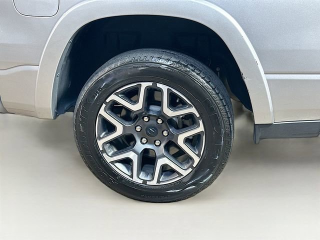 Used 2025 RAM 1500 Laramie image 9