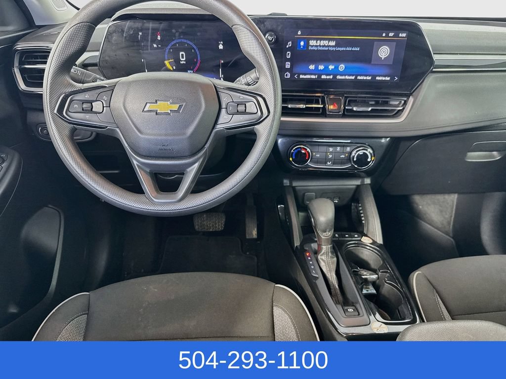 Used 2025 Chevrolet TrailBlazer LT FWD image 22