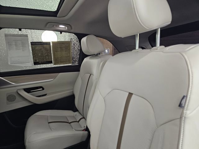 Used 2024 MAZDA CX-90 3.3 Turbo w/ Premium Plus Pkg image 20