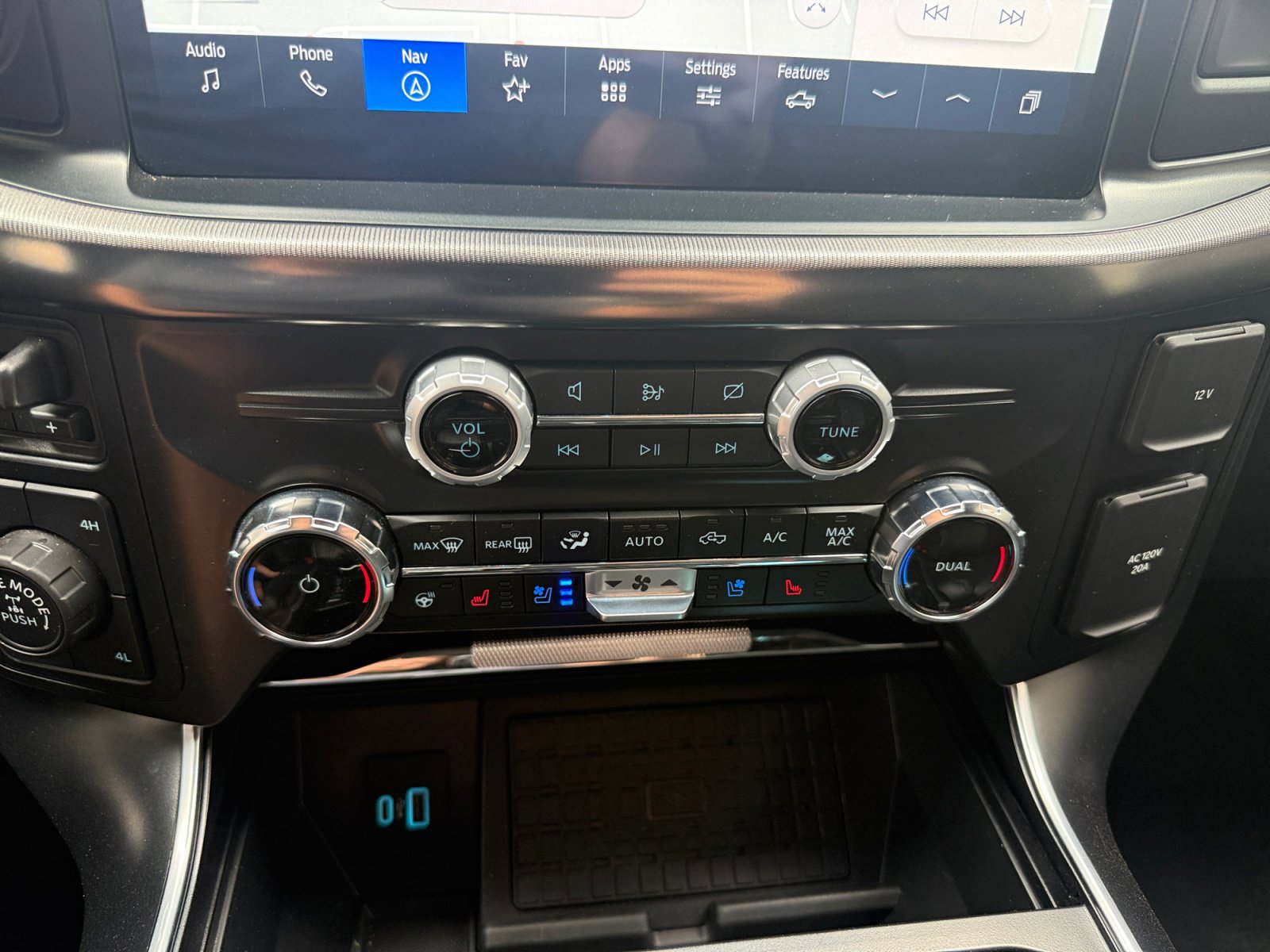 Certified 2024 Ford F150 Raptor image 24