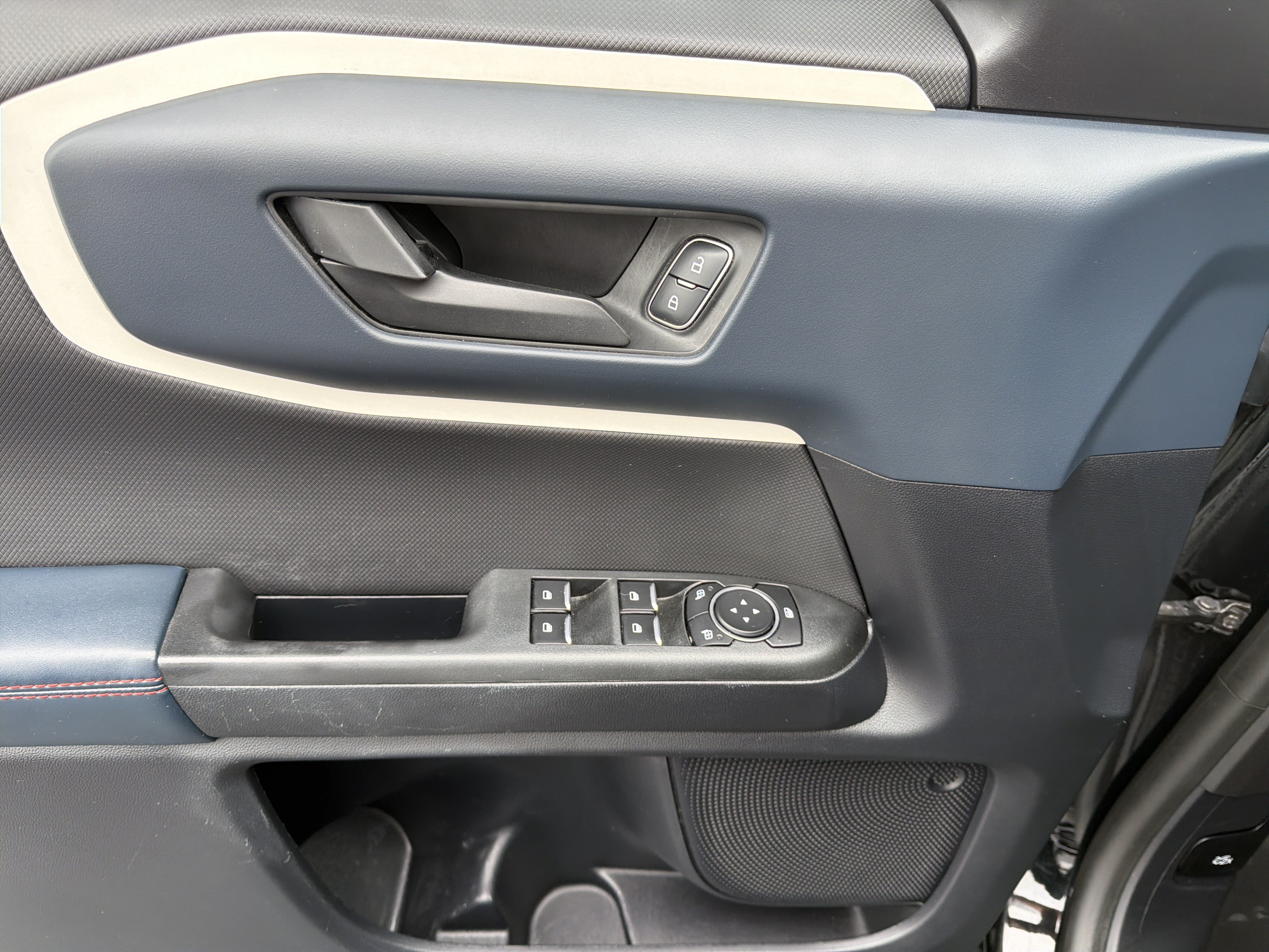 Certified 2024 Ford Bronco Sport Heritage w/ Heritage Convenience Package AWD/4WD image 20