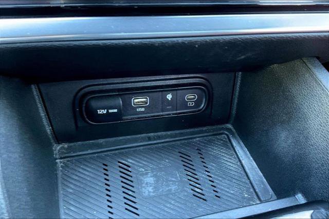 Used 2024 Kia Sportage SX FWD image 16