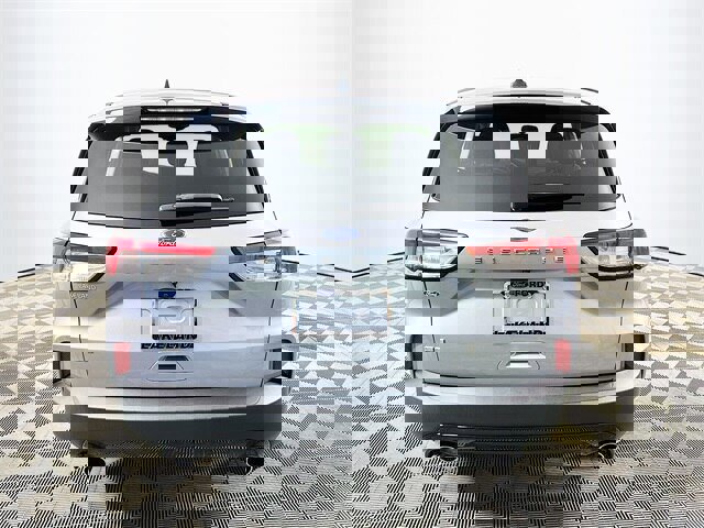 Certified 2022 Ford Escape SE w/ SE Sport Appearance Package image 4