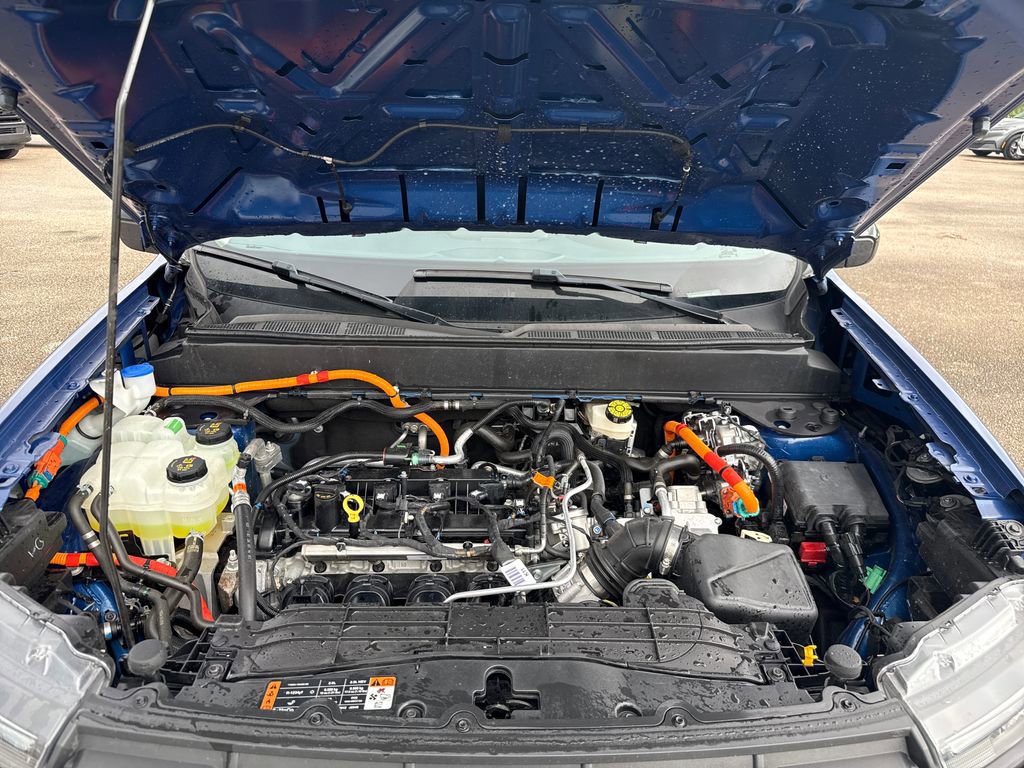 Certified 2024 Ford Maverick Lariat w/ Black Appearance Package image 30