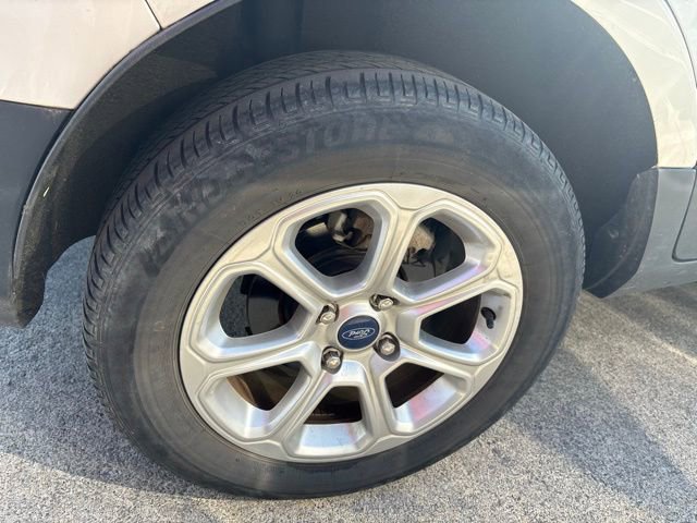 Certified 2020 Ford EcoSport SE image 5