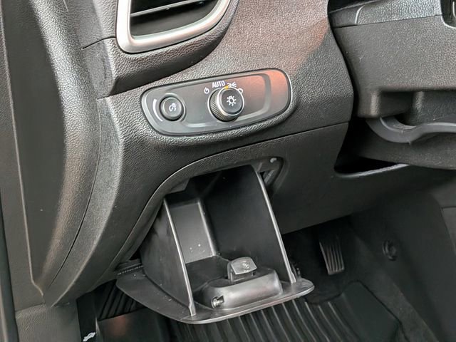 Used 2018 Chevrolet Trax LT FWD image 13