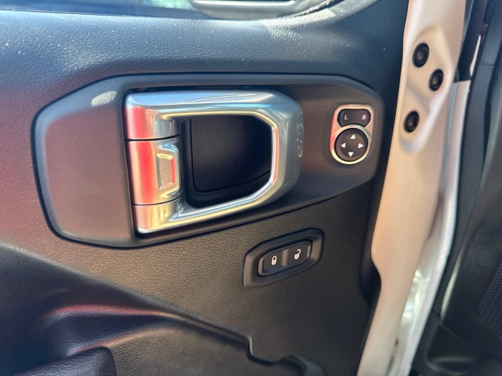 Used 2022 Jeep Wrangler Unlimited Sport AWD/4WD image 25