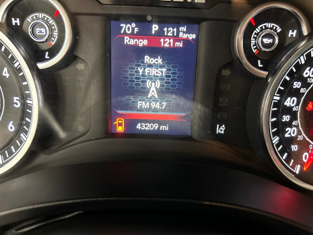 Used 2023 RAM 1500 Big Horn AWD/4WD image 17