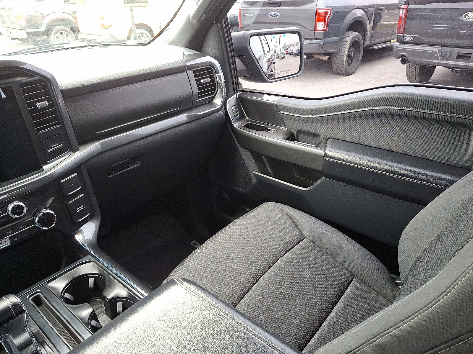 Certified 2022 Ford F150 XLT w/ Equipment Group 302A High image 16