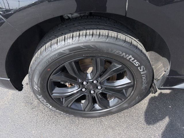 Certified 2023 Ford Edge SE w/ Black Appearance Package AWD/4WD image 4