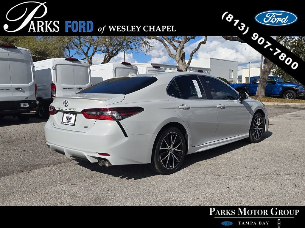 Used 2024 Toyota Camry SE w/ Cold Weather Package image 3