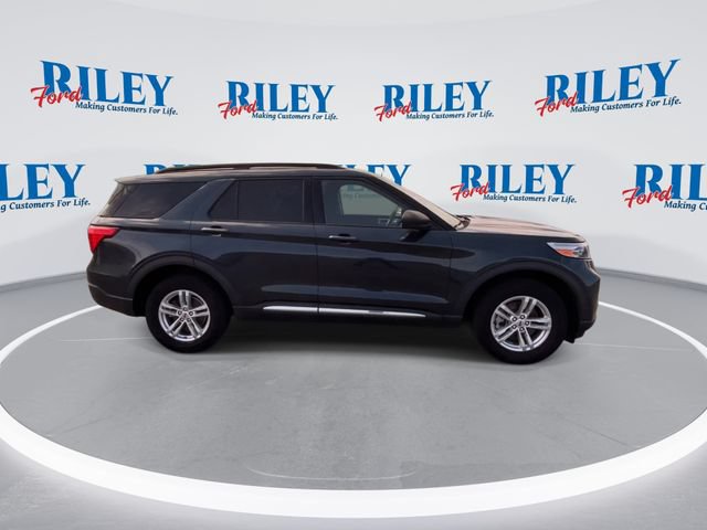 Certified 2022 Ford Explorer XLT w/ Equipment Group 202A AWD/4WD image 10