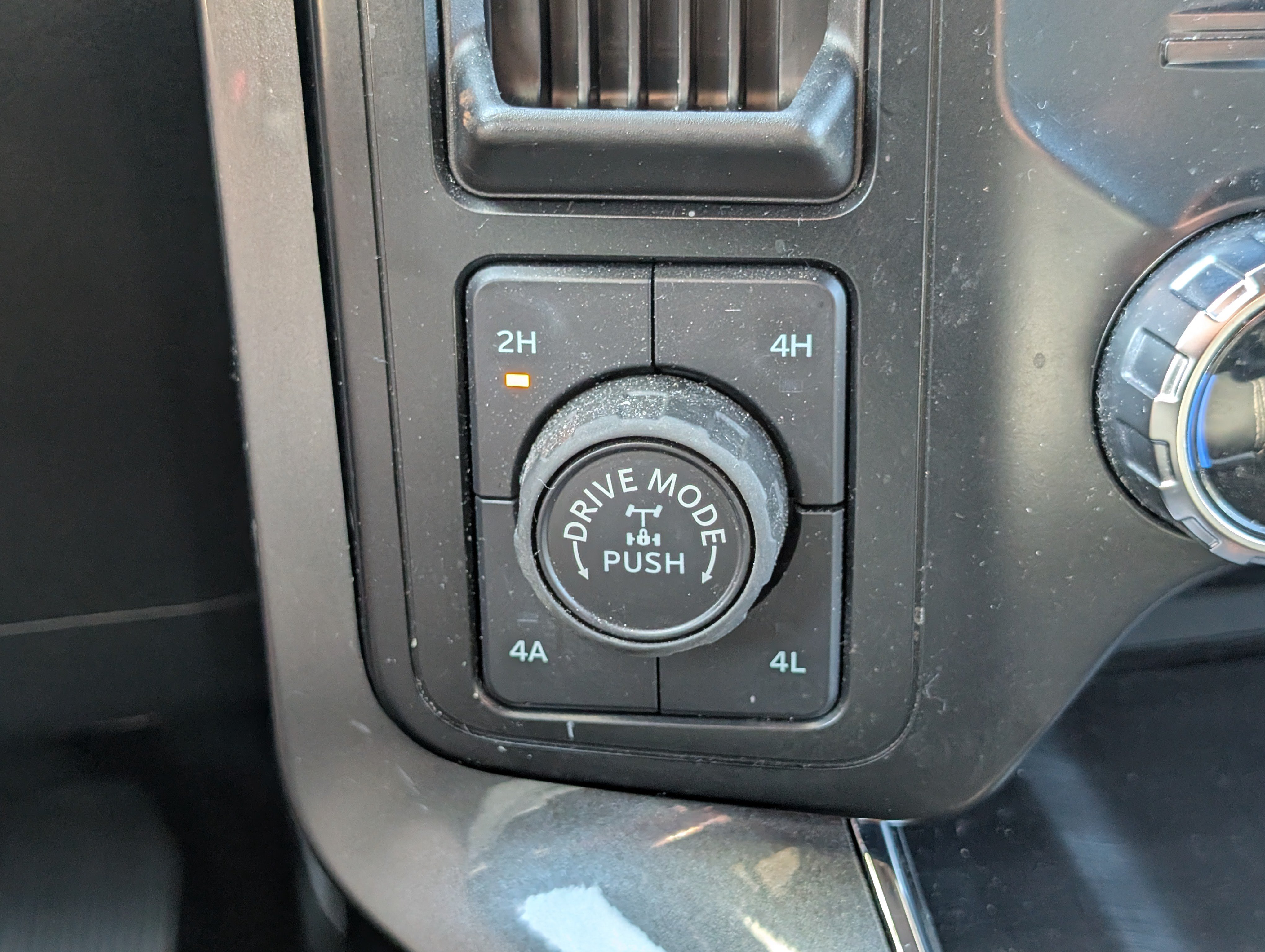 Certified 2023 Ford F150 Lariat w/ Equipment Group 502A High AWD/4WD image 24