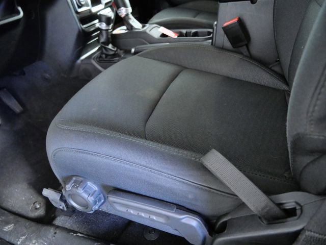 Used 2022 Jeep Wrangler Sport image 16
