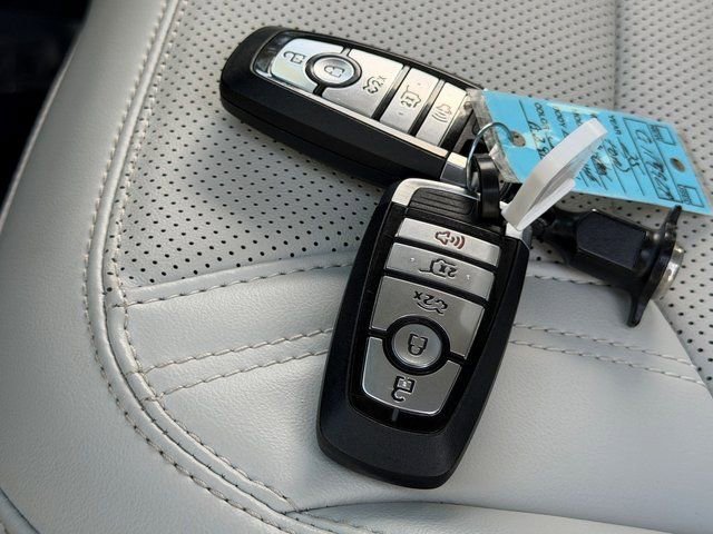 Certified 2025 Ford Mustang Mach-E Premium AWD/4WD image 28