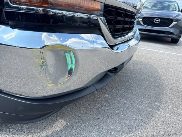 Used 2018 Chevrolet Silverado 1500 LT AWD/4WD image 23