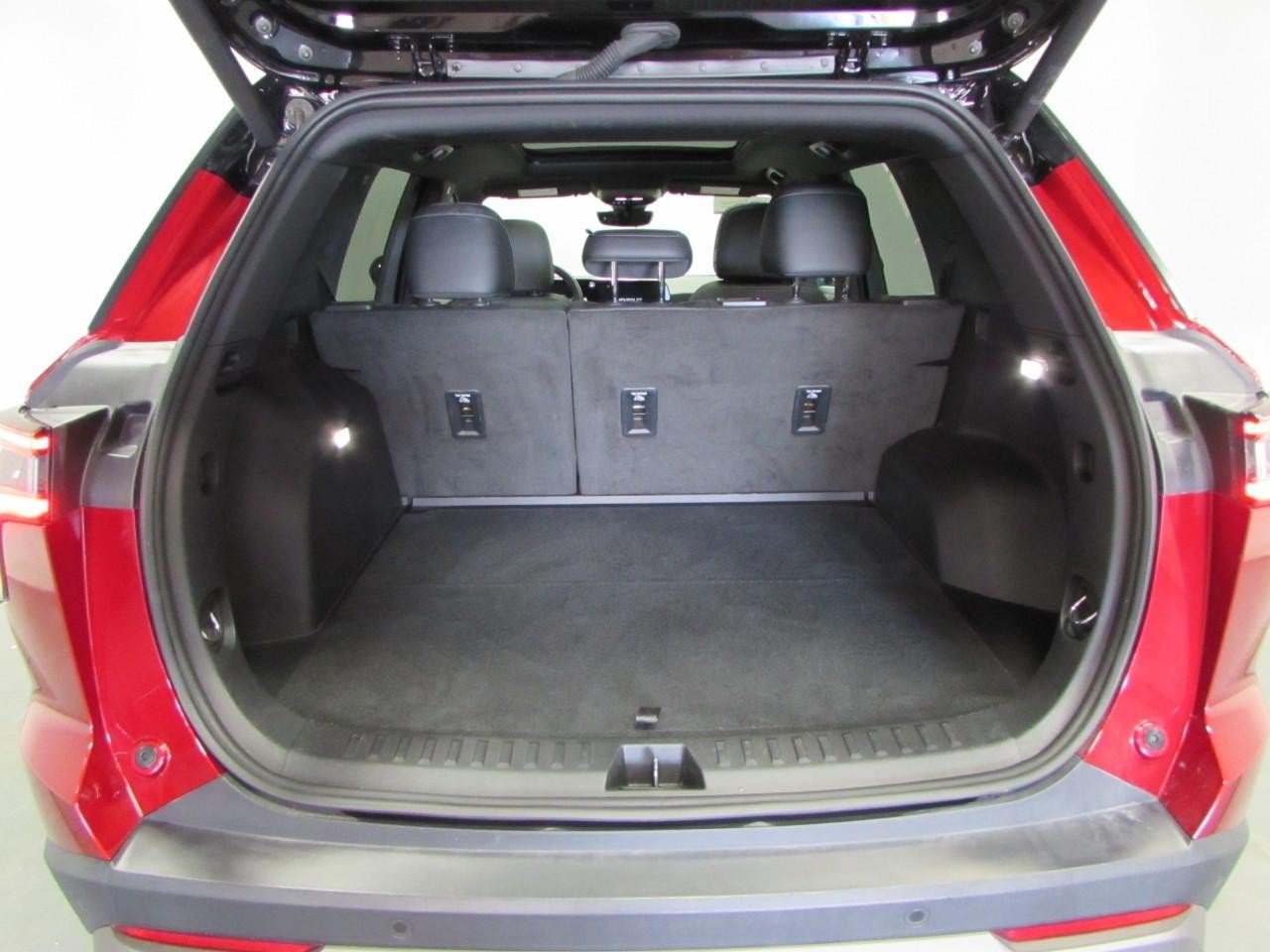 Used 2025 Chevrolet Equinox LT w/ Convenience Package II AWD/4WD image 11