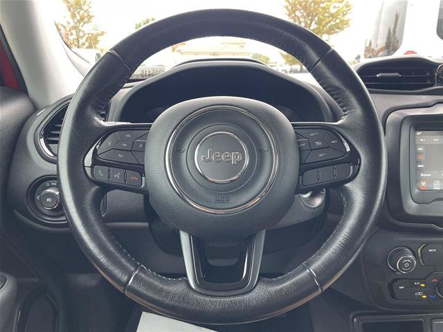 Used 2018 Jeep Renegade Altitude FWD image 12
