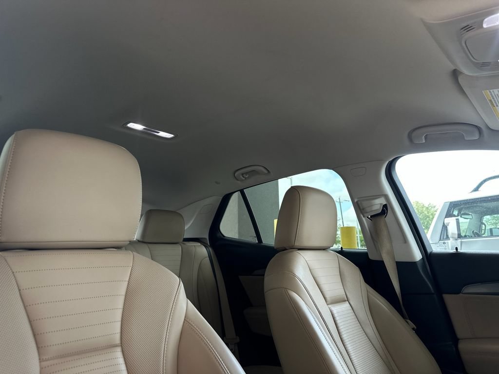Used 2024 Buick Envision Preferred AWD/4WD image 16