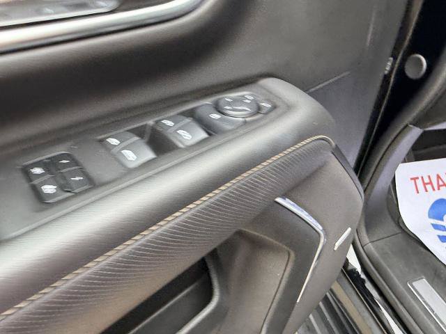 Used 2024 GMC Yukon SLT AWD/4WD image 14