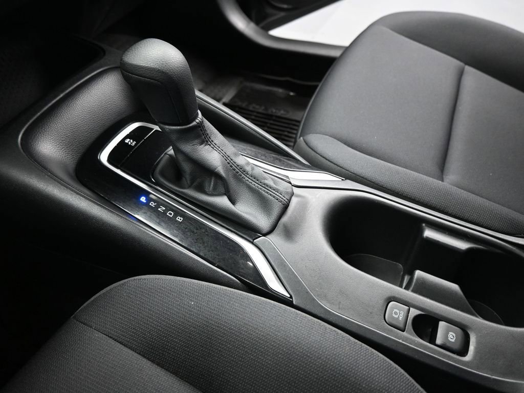 Used 2024 Toyota Corolla LE image 12