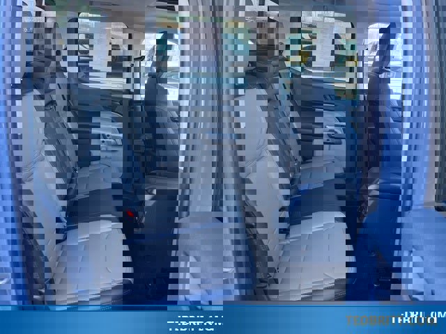 Certified 2025 Ford Maverick Lariat w/ 4K Tow Package image 20