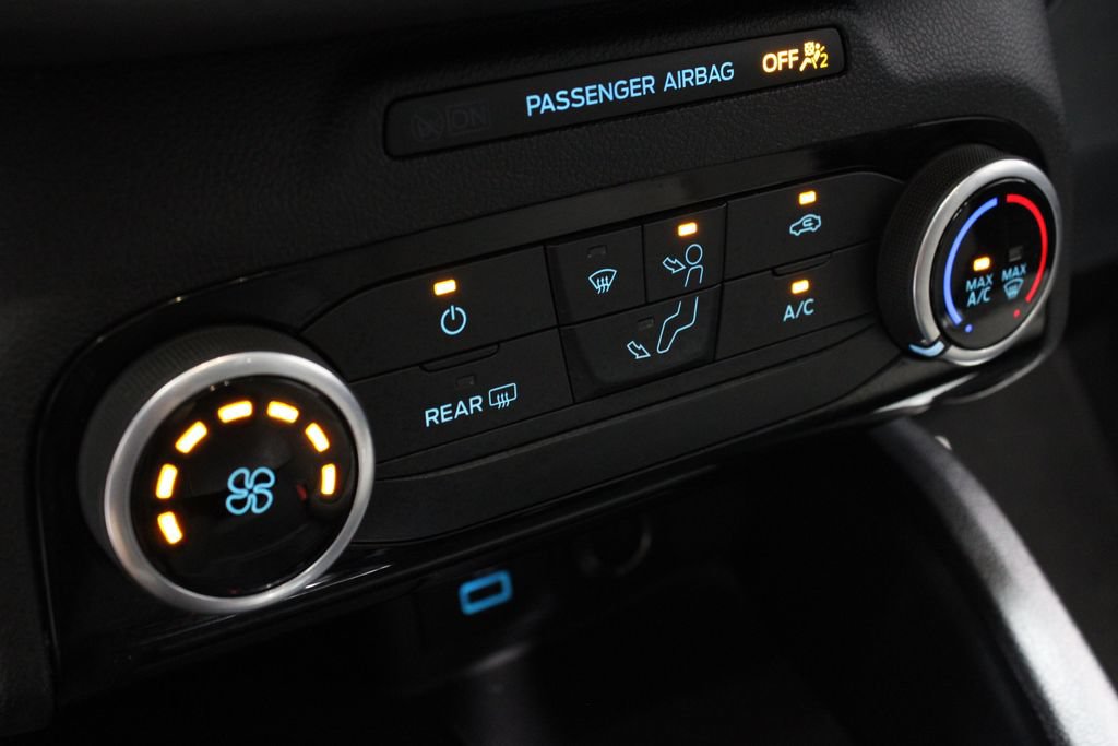 Certified 2021 Ford Escape SE FWD image 30