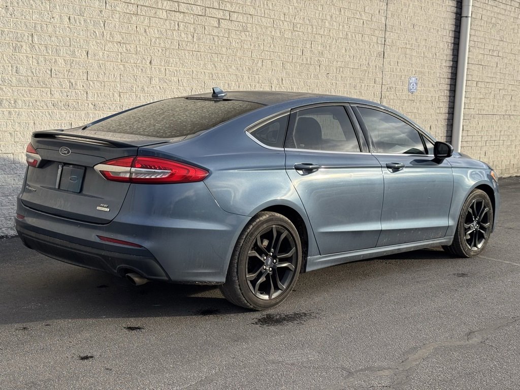 Certified 2019 Ford Fusion SE w/ Equipment Group 151A image 5