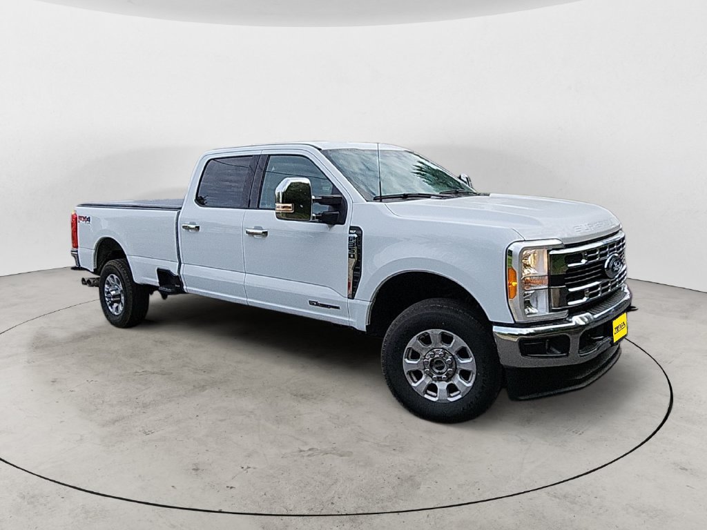 Certified 2023 Ford F350 XLT w/ FX4 Off-Road Package AWD/4WD image 3