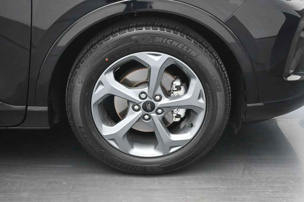 Certified 2023 Ford Escape ST-Line w/ Tech Pack #1 FWD image 24
