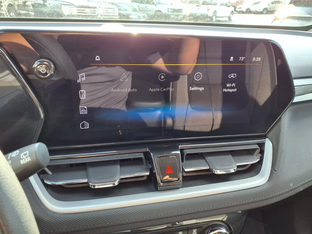 Used 2024 Chevrolet TrailBlazer LT FWD image 12