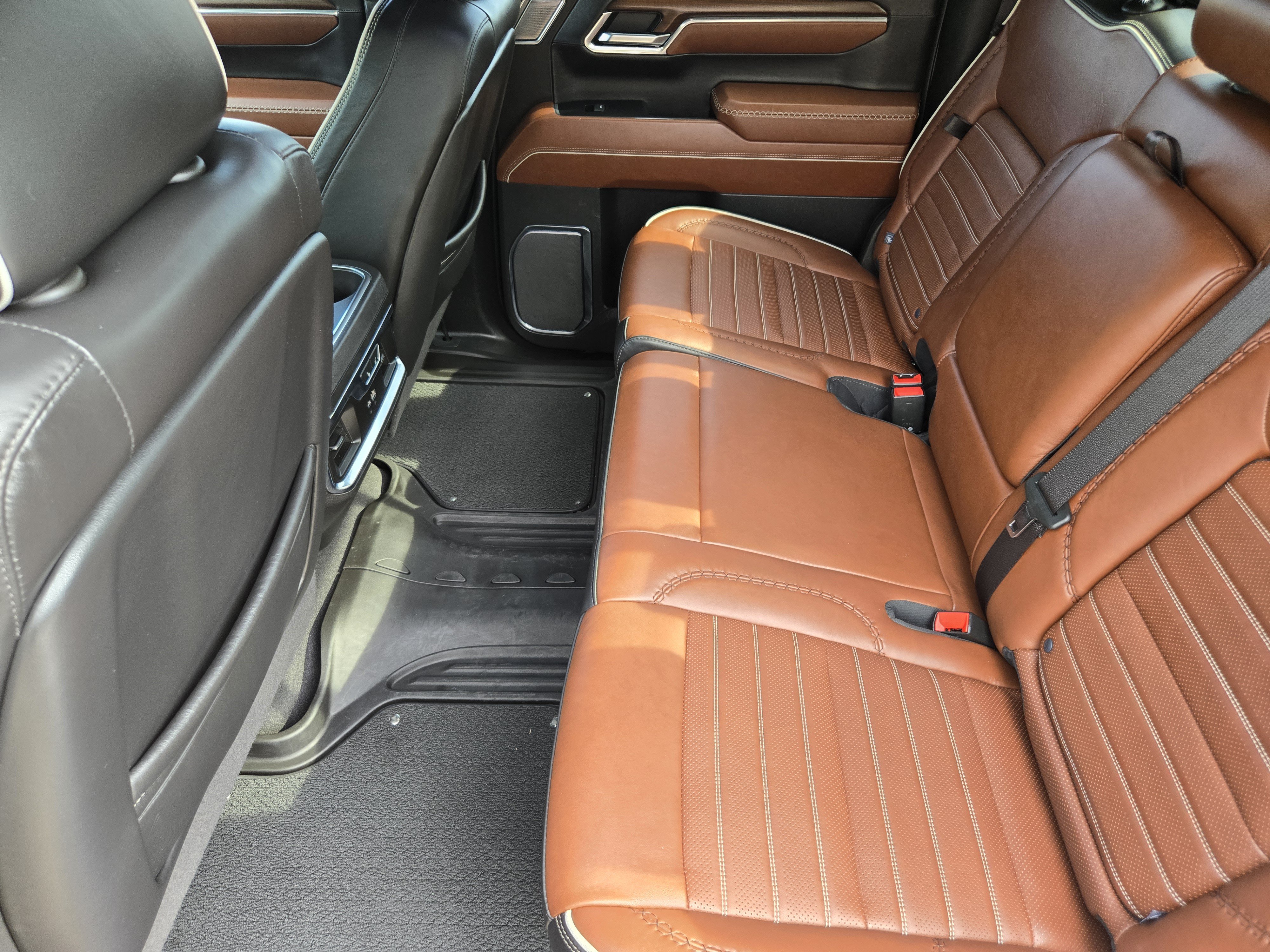 Used 2024 GMC Sierra 1500 Denali Ultimate AWD/4WD image 22
