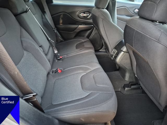 Used 2020 Jeep Cherokee Latitude AWD/4WD image 31