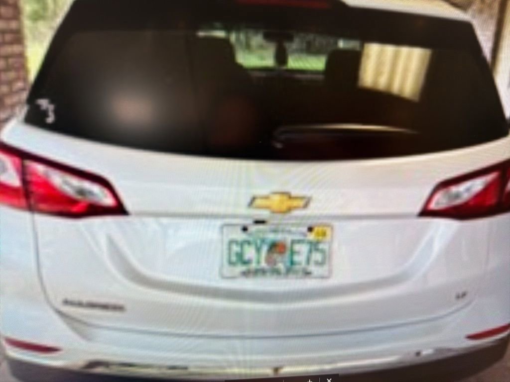 Used 2018 Chevrolet Equinox LT image 2