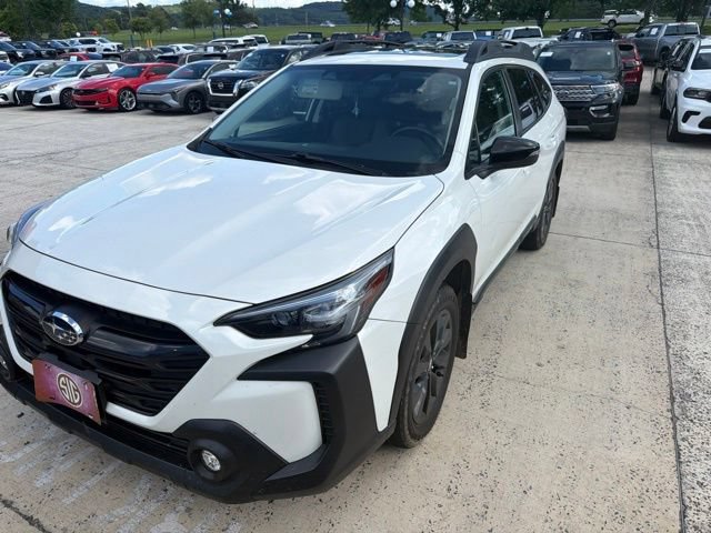 Used 2023 Subaru Outback Onyx Edition AWD/4WD image 3
