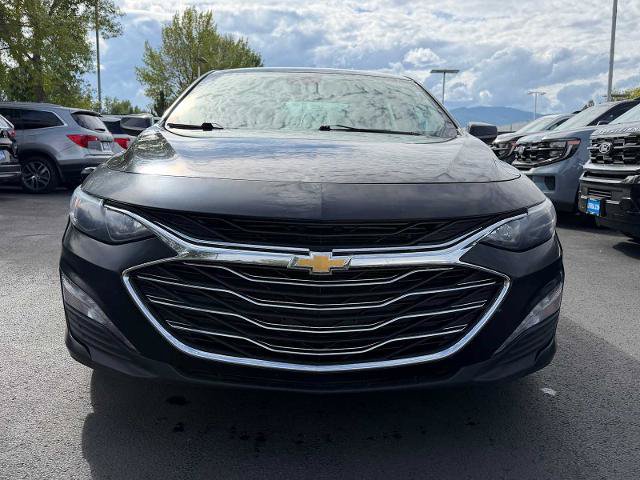 Used 2025 Chevrolet Malibu LT FWD image 2