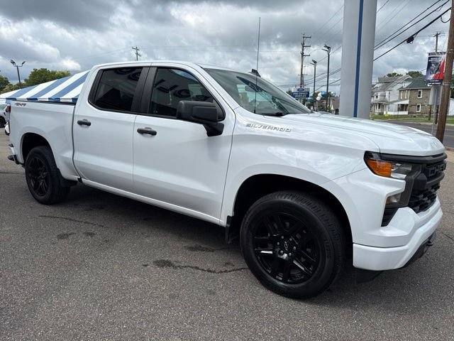 Used 2023 Chevrolet Silverado 1500 Custom AWD/4WD image 4