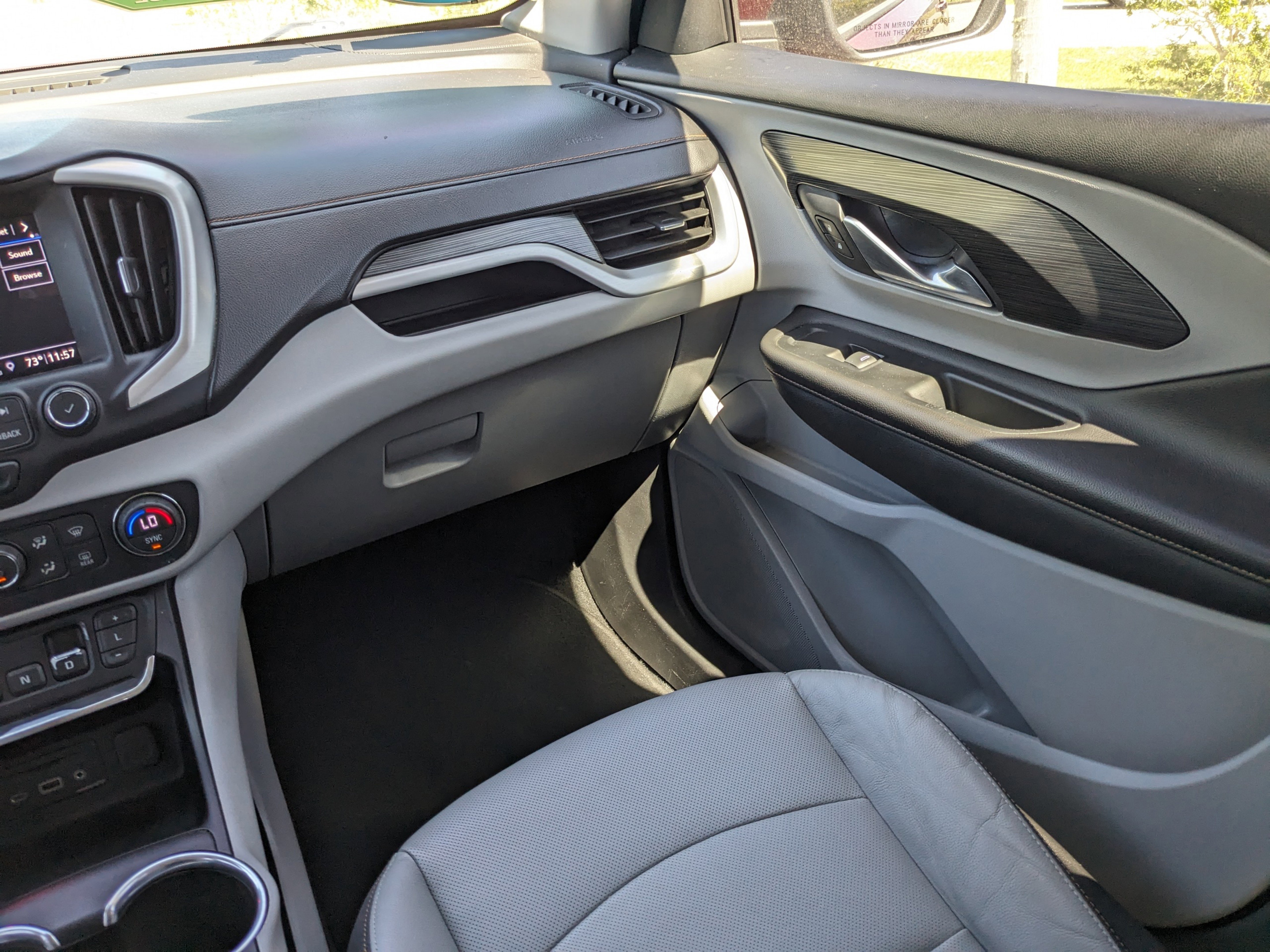 Used 2020 GMC Terrain SLT w/ Preferred Package image 17