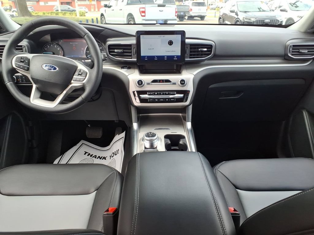 Certified 2024 Ford Explorer XLT w/ Equipment Group 202A AWD/4WD image 14