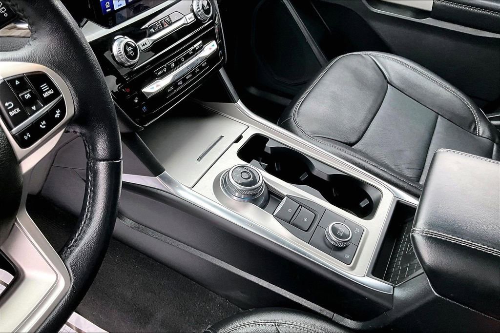 Certified 2023 Ford Explorer Limited w/ Limited Technology Package image 16