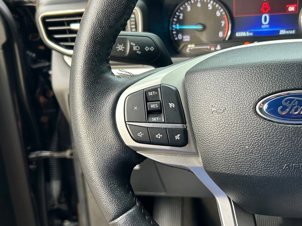 Certified 2022 Ford Explorer XLT w/ Equipment Group 202A RWD image 37