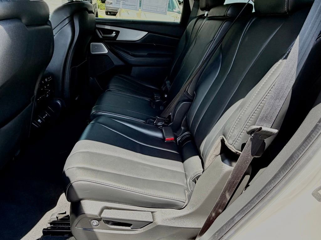Used 2025 Acura MDX FWD w/ Technology Package image 32