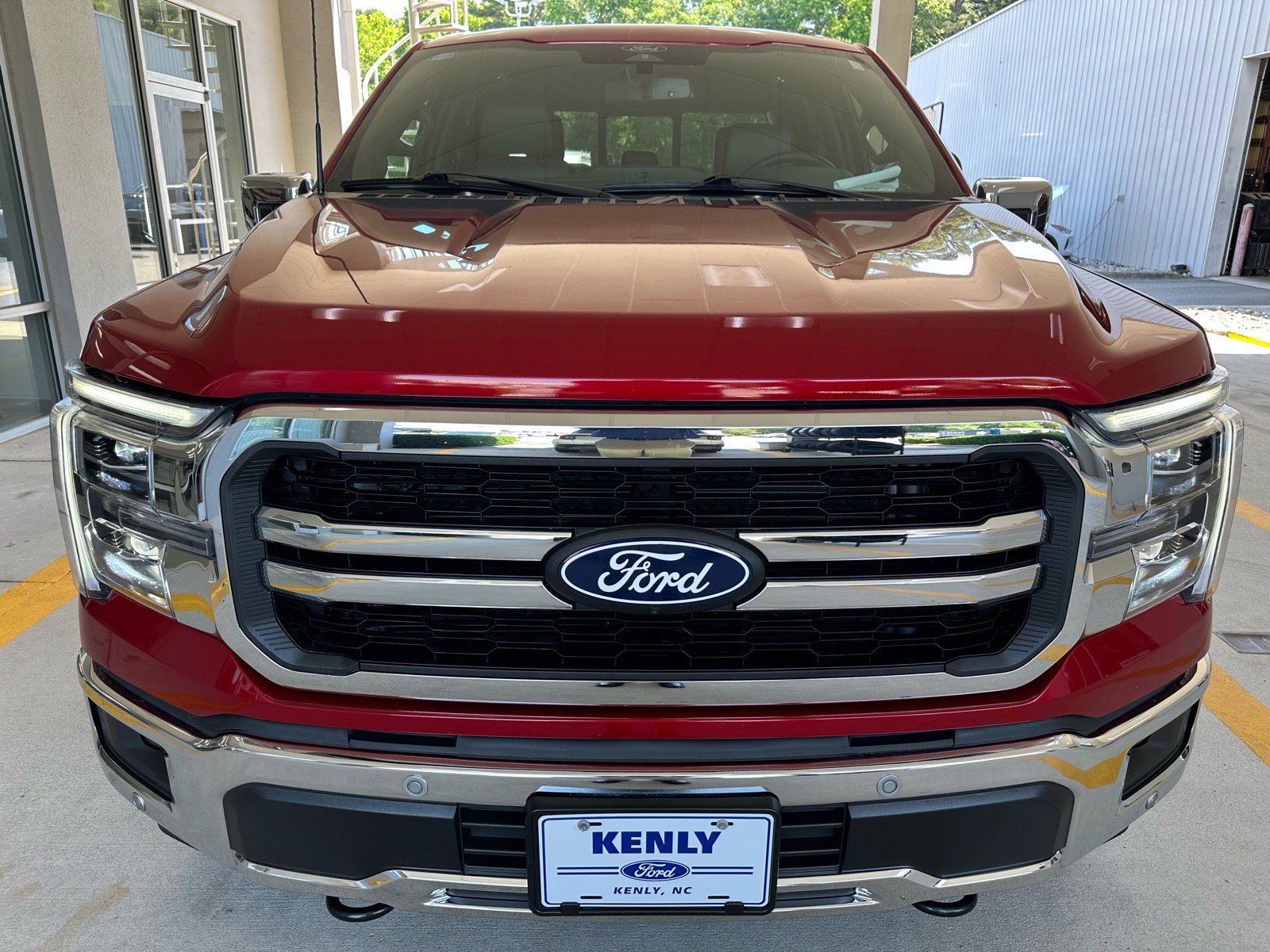 Certified 2025 Ford F150 Lariat w/ Equipment Group 501A Mid AWD/4WD image 8