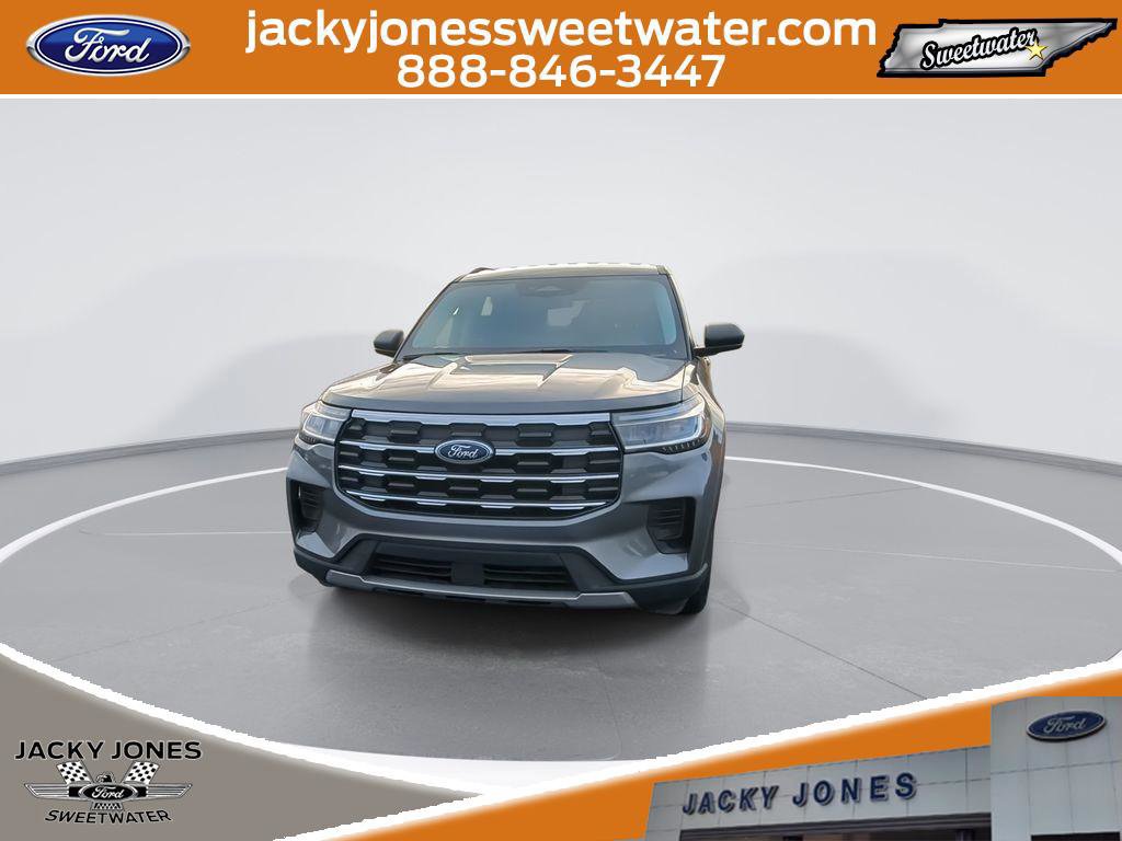 Certified 2025 Ford Explorer Active image 2
