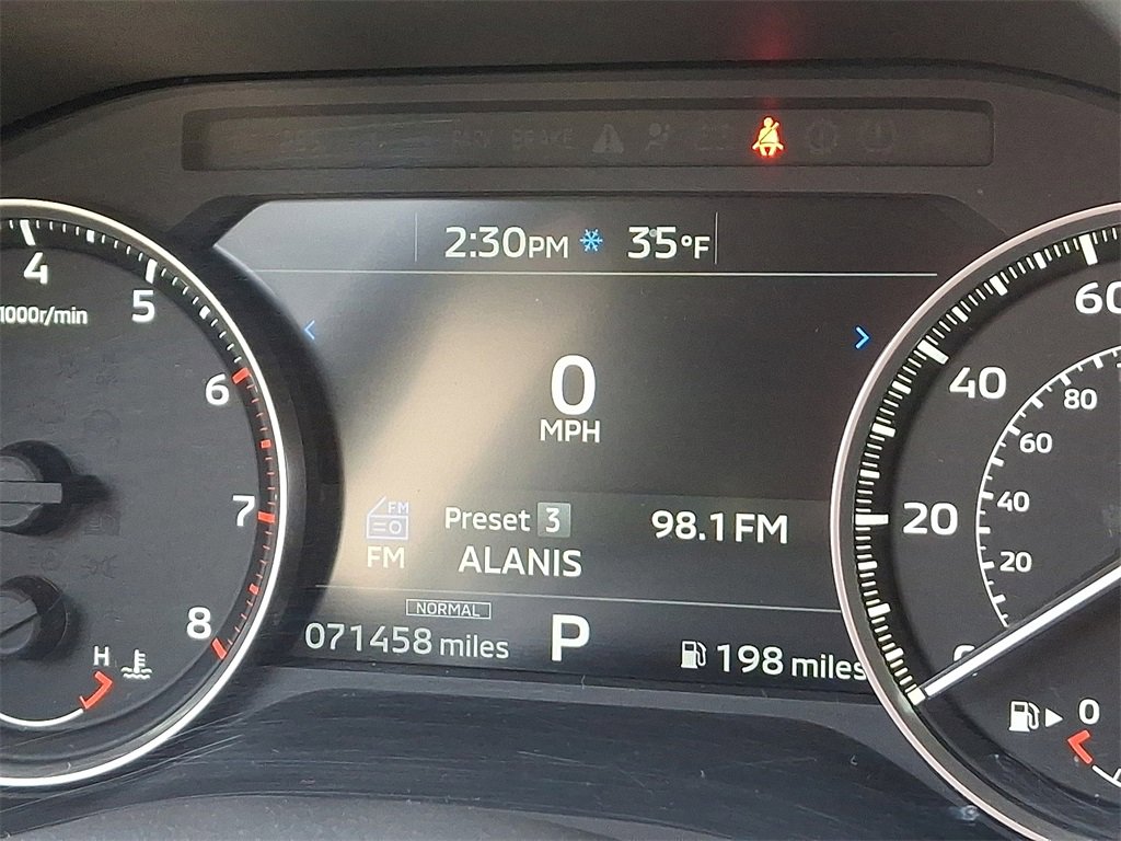 Used 2022 Mitsubishi Outlander ES image 22