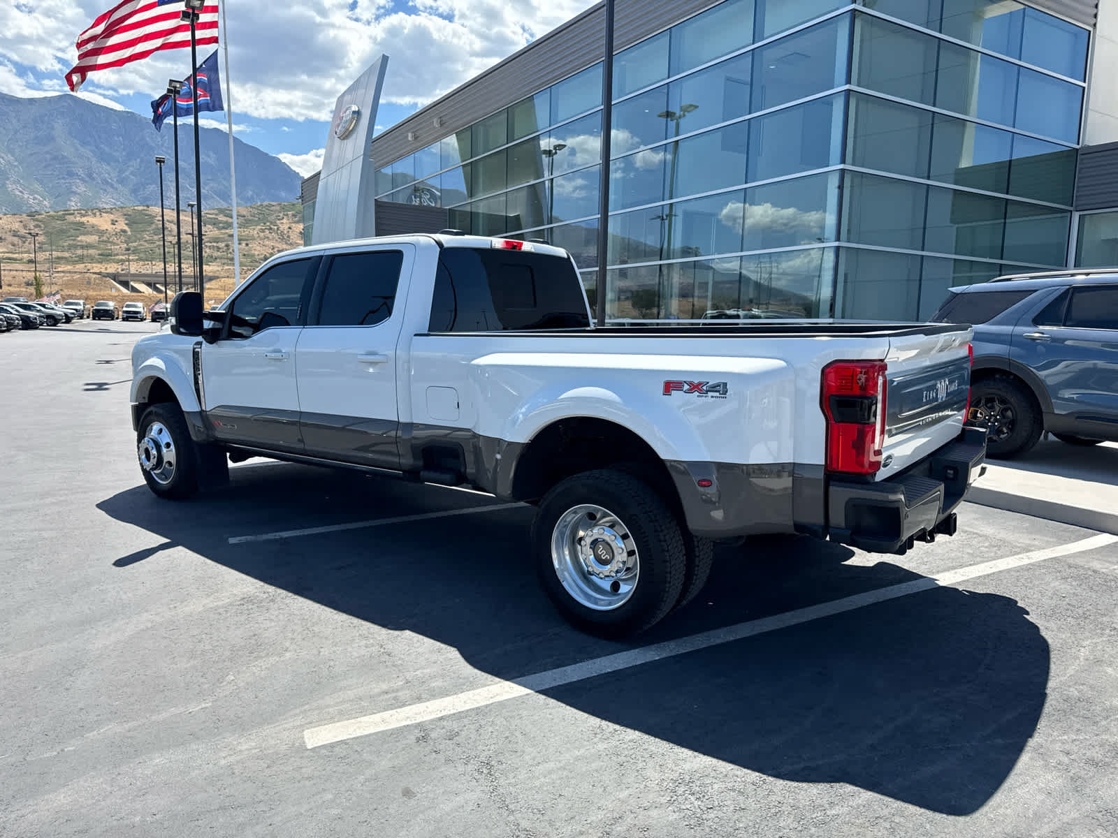 Certified 2026 Ford F450 King Ranch w/ FX4 Off-Road Package AWD/4WD image 8