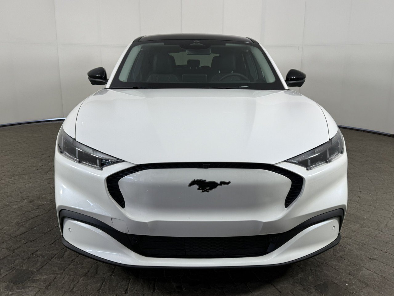 Certified 2025 Ford Mustang Mach-E Select RWD image 2