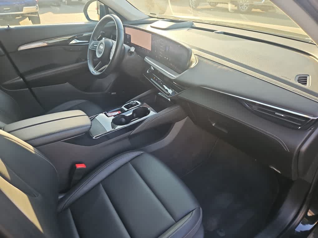 Used 2024 Buick Envision Preferred AWD/4WD image 13